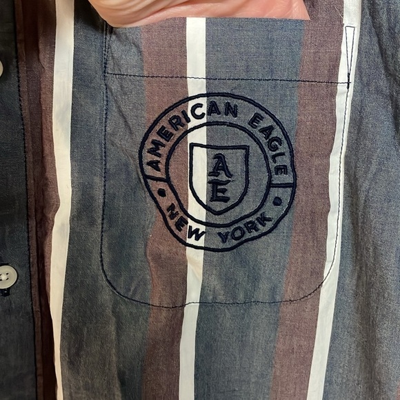 American Eagle size XXL blue,red, white strip long sleeve button down shirt - Picture 2 of 8